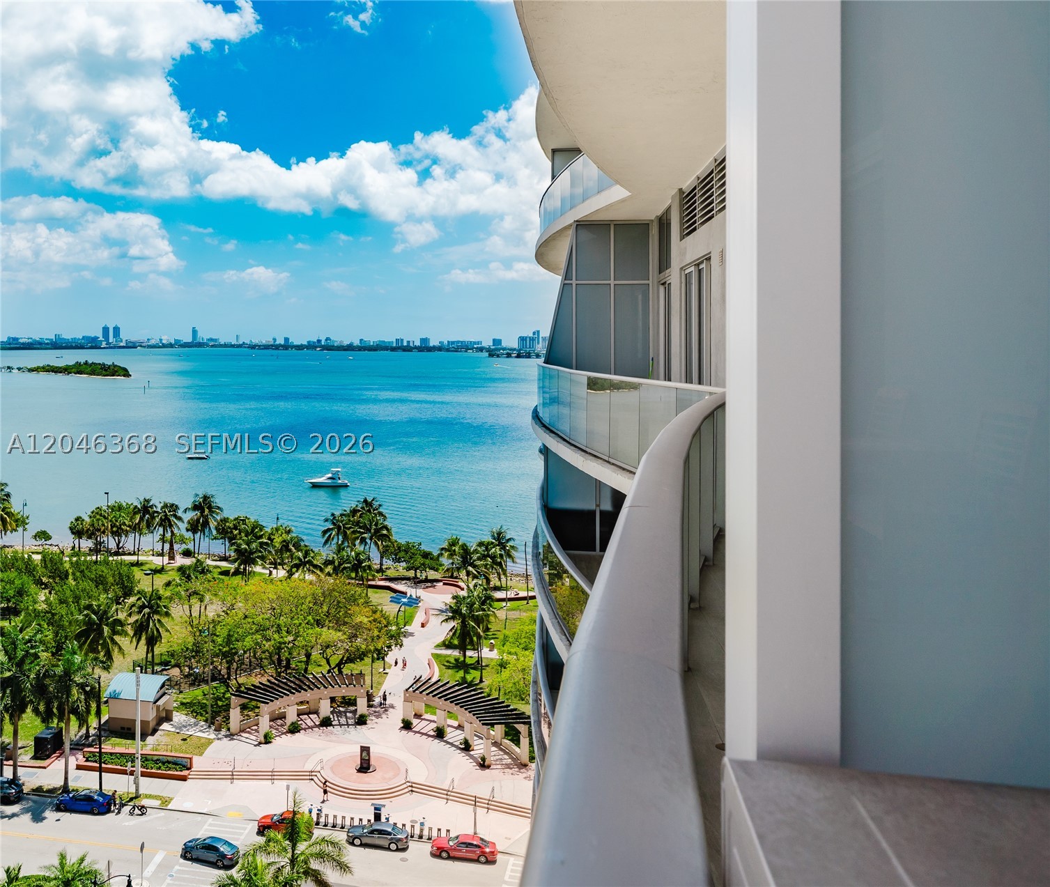 image Aria on the Bay25