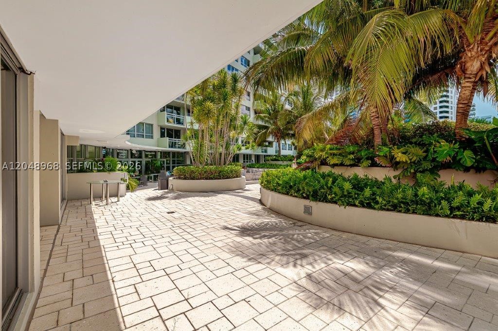 image Flamingo South Beach26