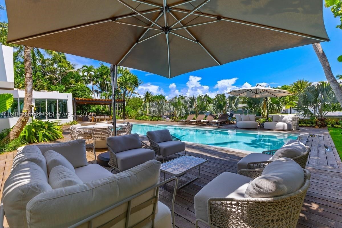 161 Cape Florida Dr Key Biscayne, FL 33149
