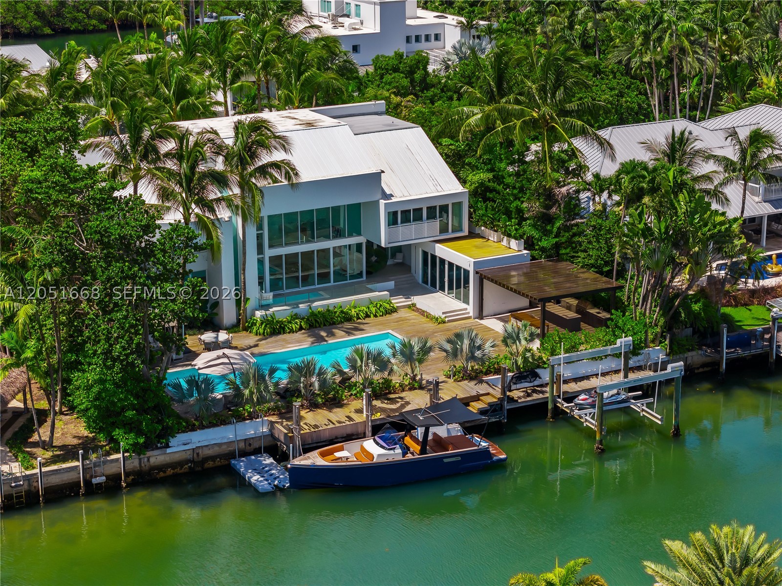 161 Cape Florida Dr Key Biscayne, FL 33149