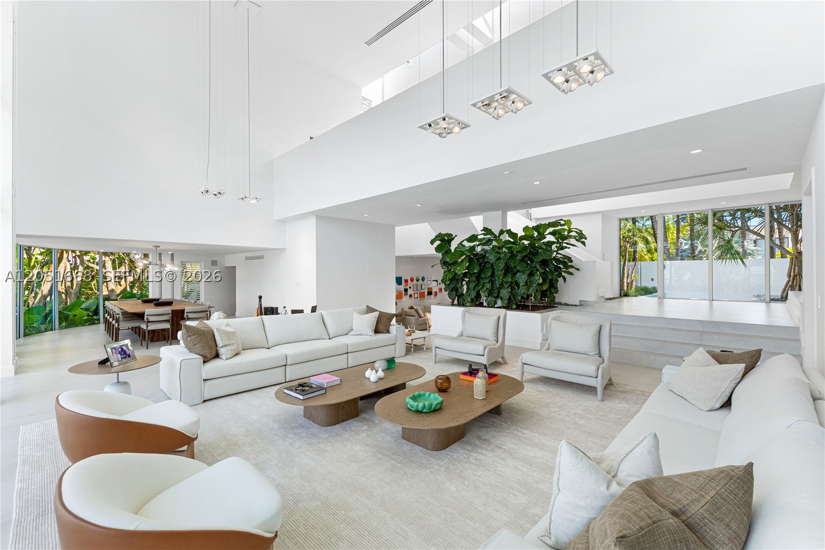 161 Cape Florida Dr Key Biscayne, FL 33149
