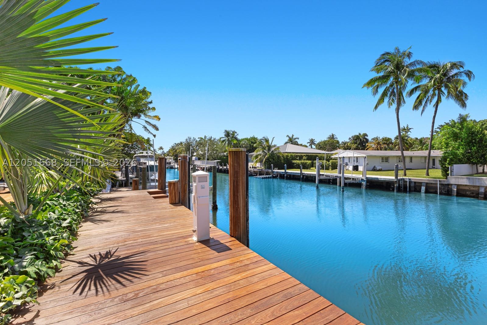 161 Cape Florida Dr Key Biscayne, FL 33149