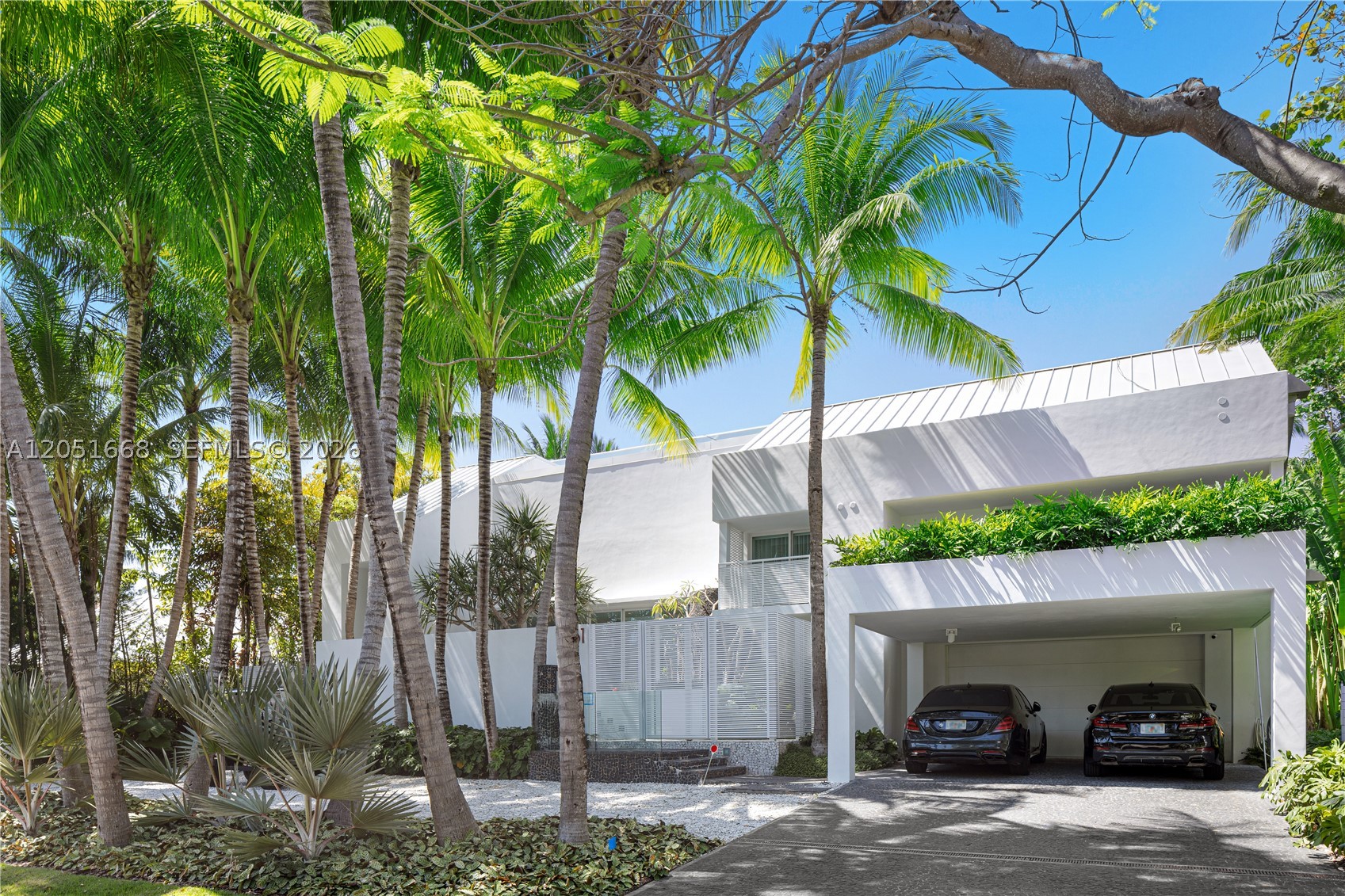 161 Cape Florida Dr Key Biscayne, FL 33149