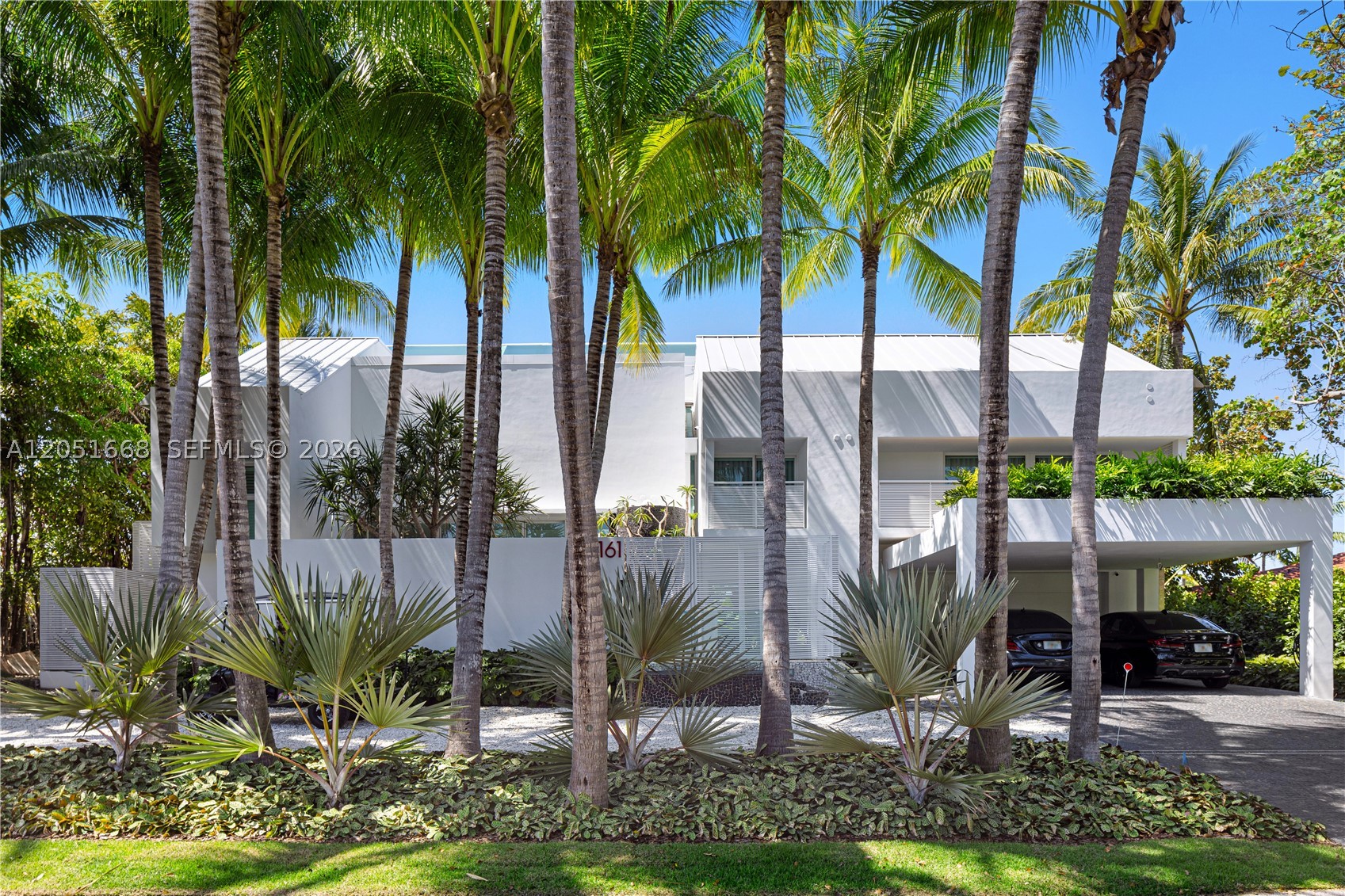 161 Cape Florida Dr Key Biscayne, FL 33149