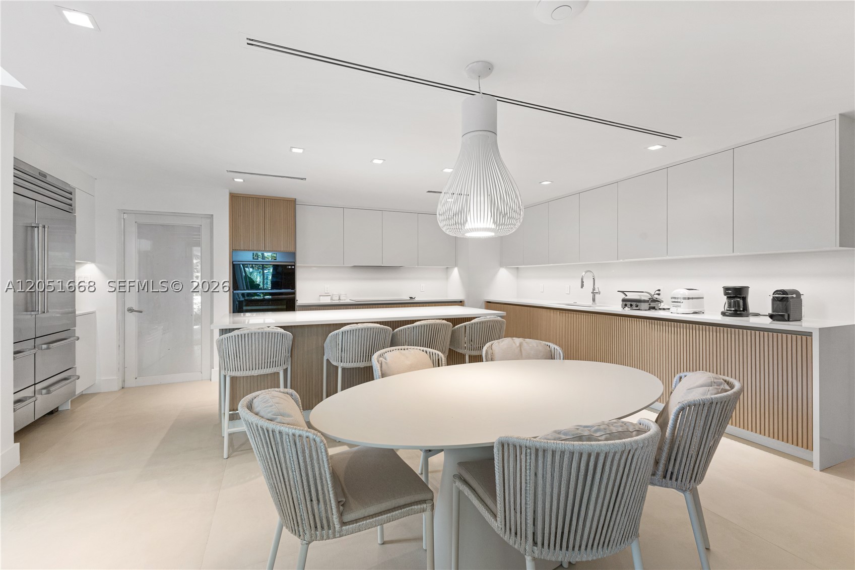 161 Cape Florida Dr Key Biscayne, FL 33149