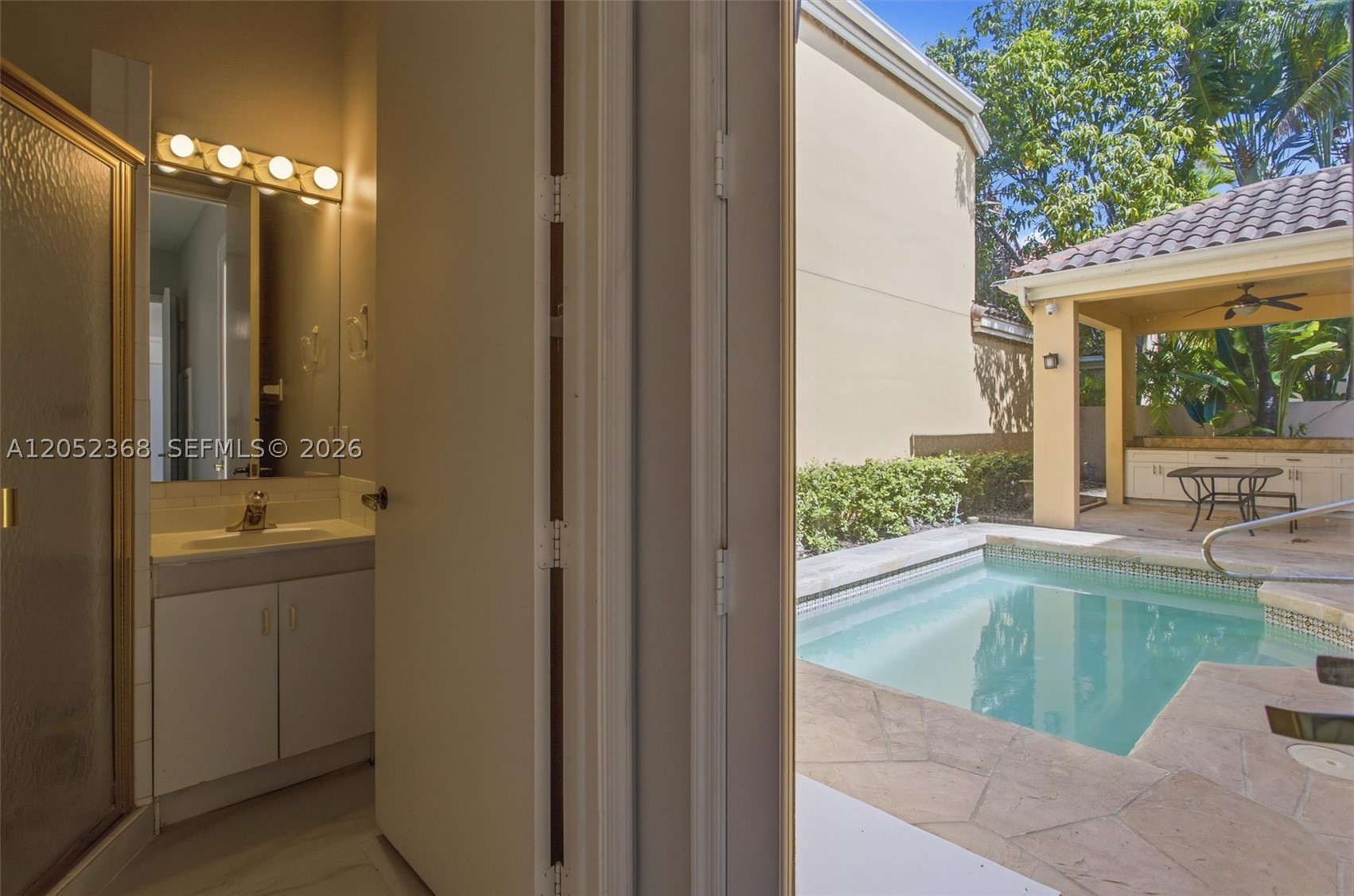 3722 NE 208th Ter Aventura, FL 33180