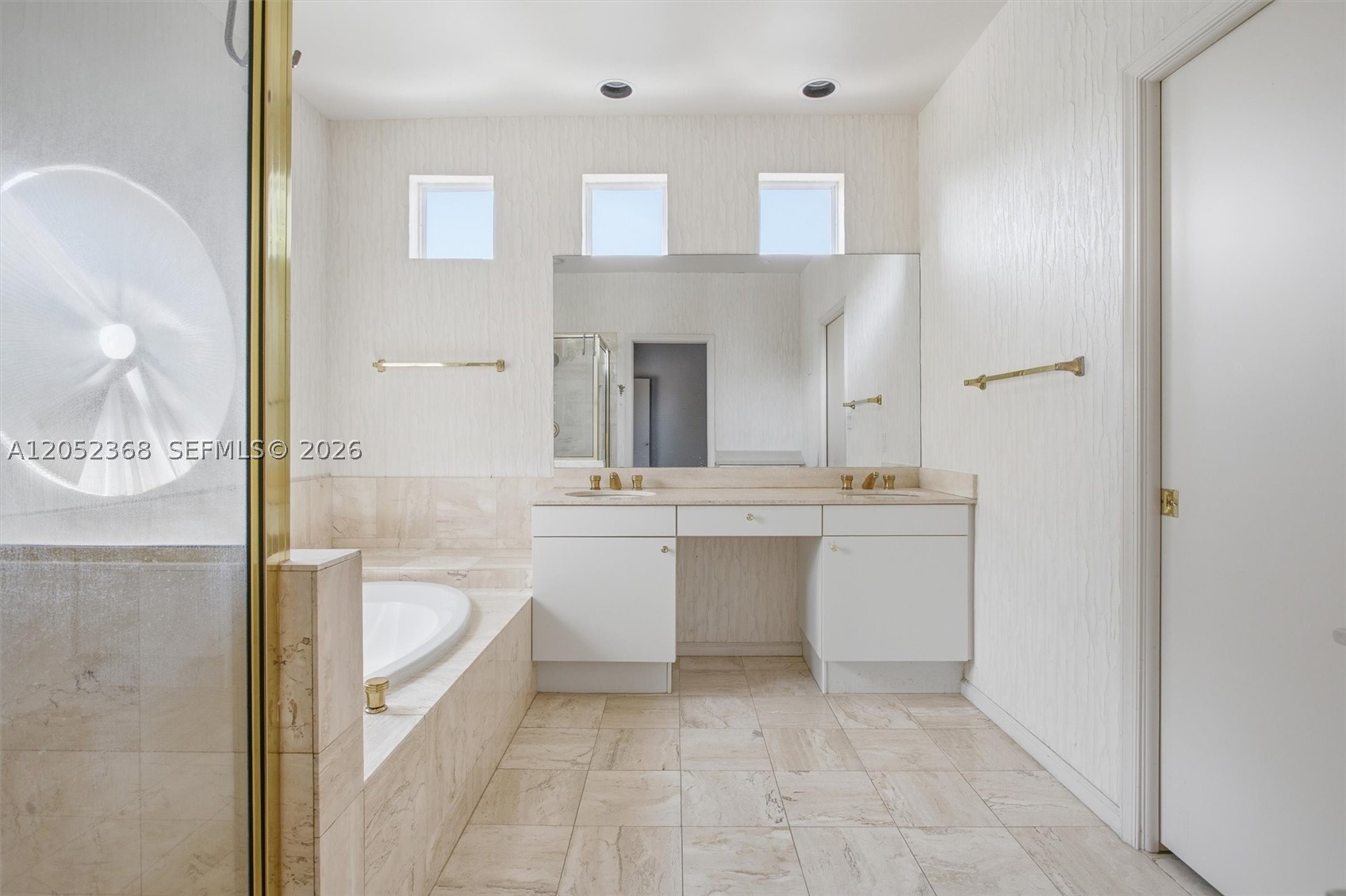 3722 NE 208th Ter Aventura, FL 33180