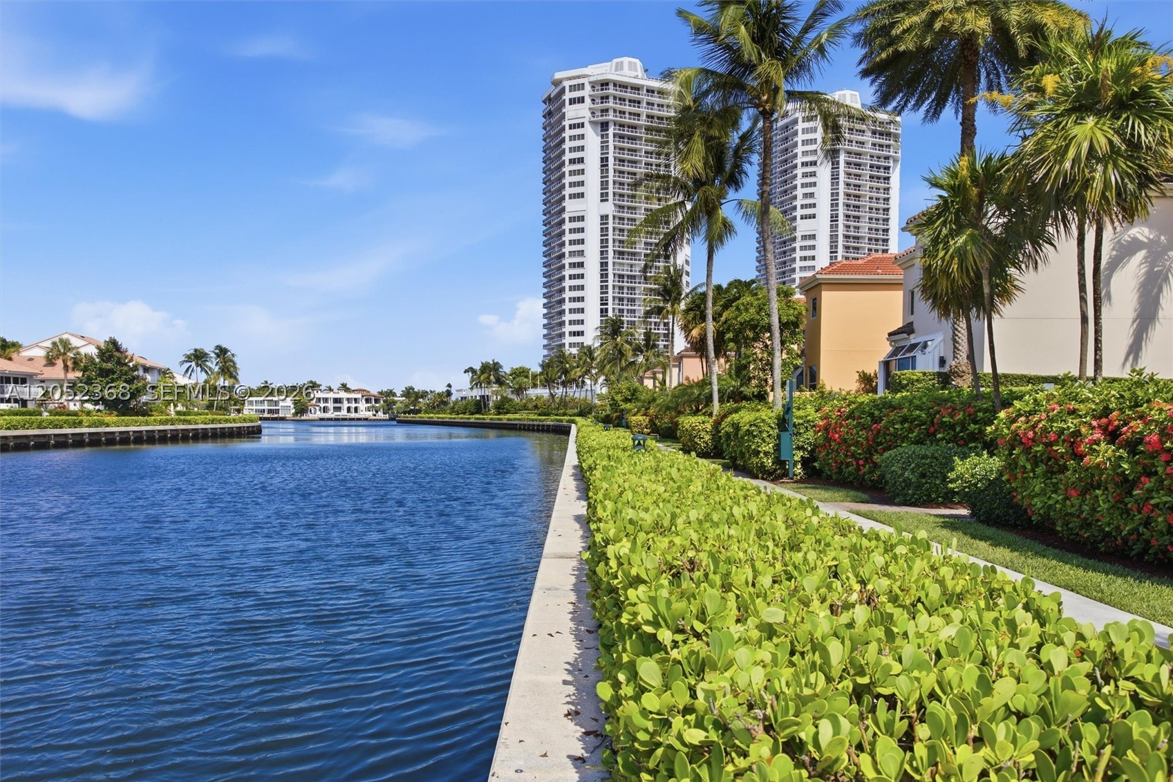 3722 NE 208th Ter Aventura, FL 33180