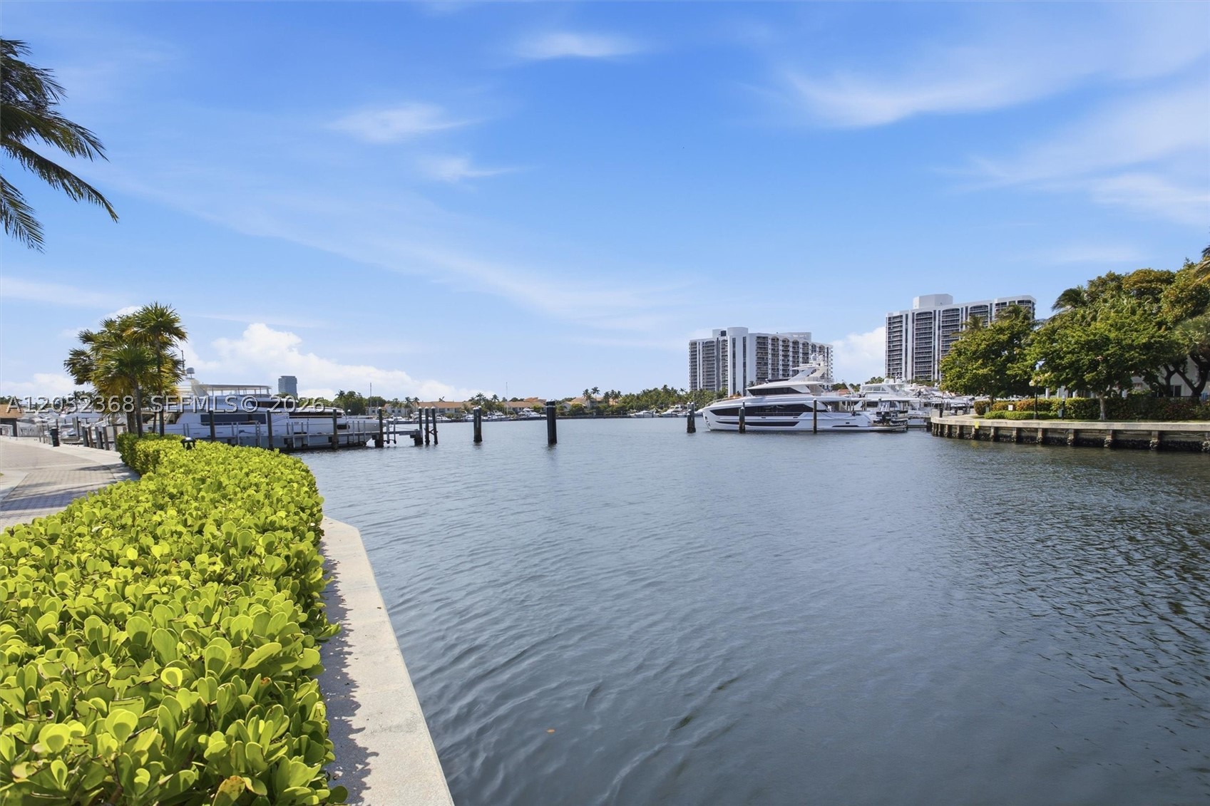 3722 NE 208th Ter Aventura, FL 33180