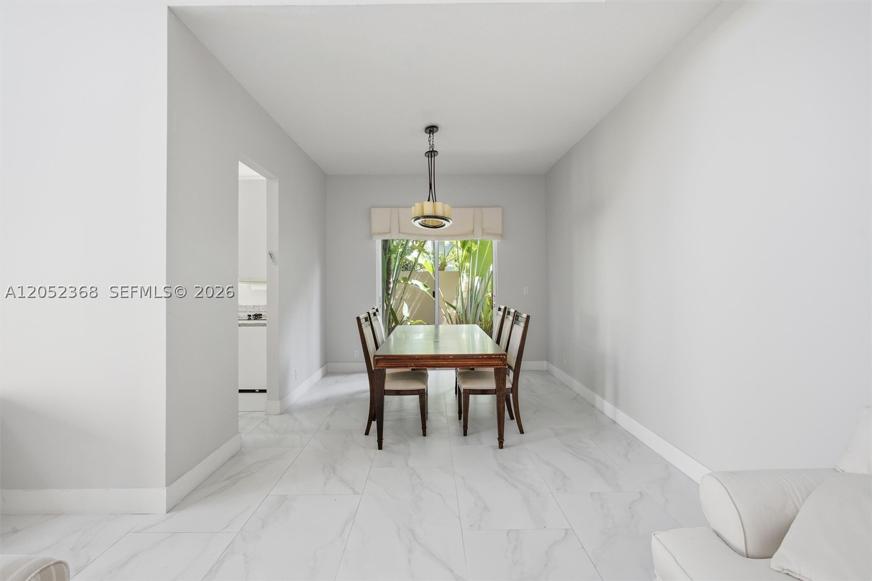 3722 NE 208th Ter Aventura, FL 33180