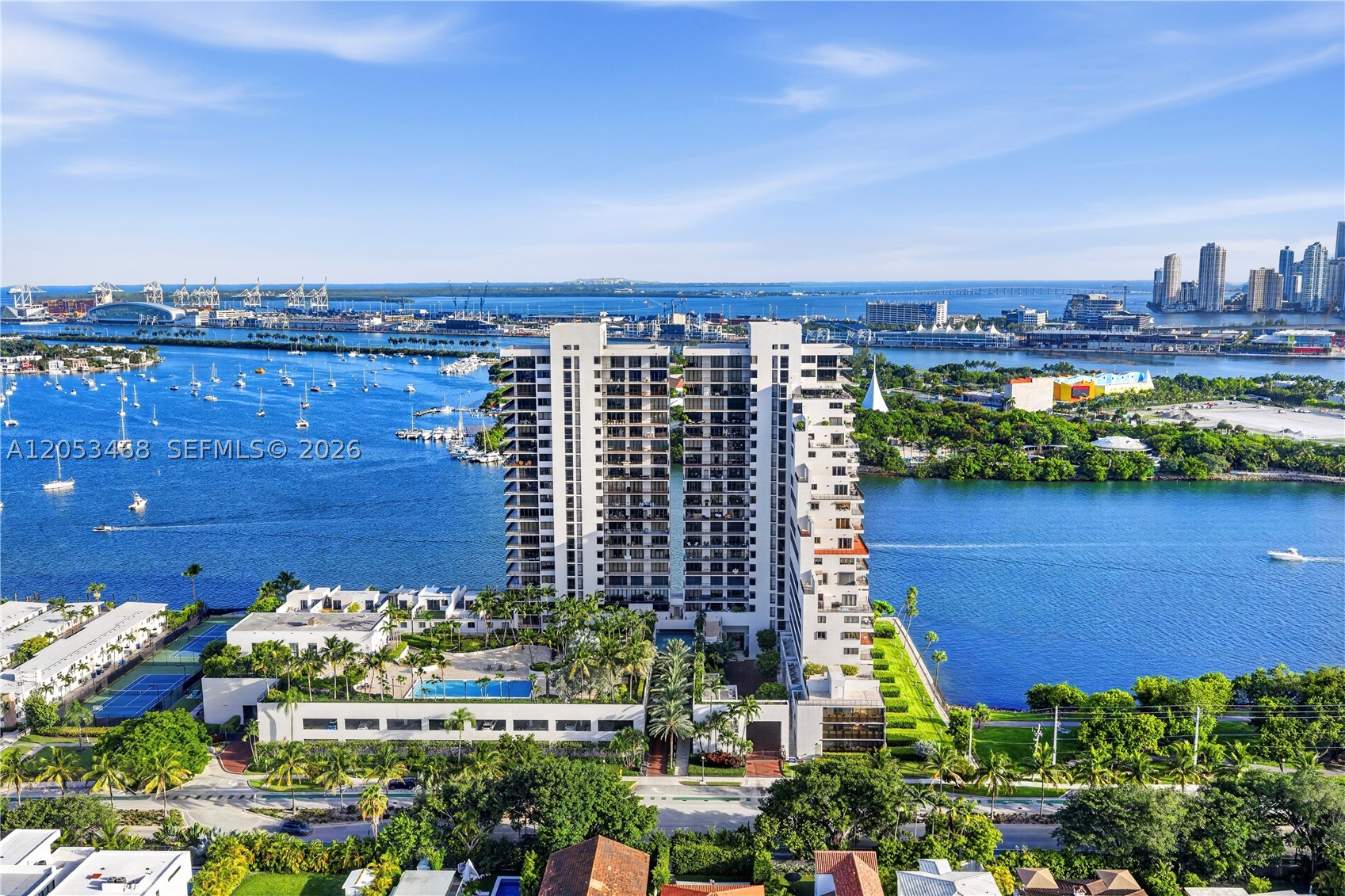 1000 Venetian Way #810 Miami Beach, FL 33139