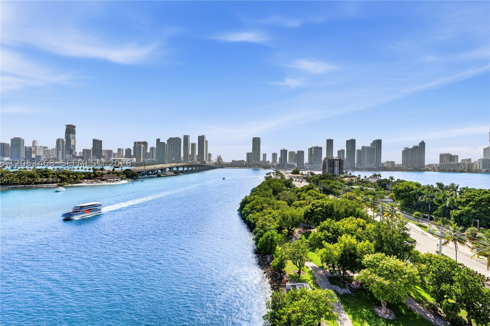 1000 Venetian Way #810 Miami Beach, FL 33139