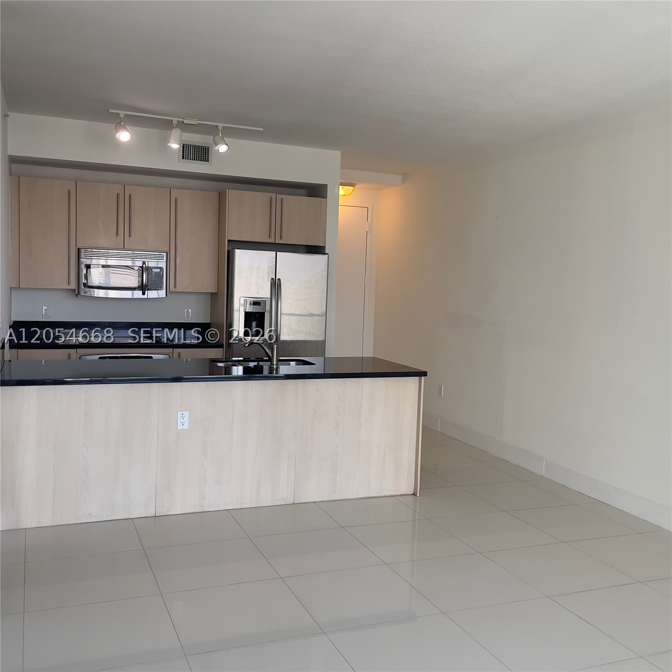 79 SW 12th St #3011-S Miami, FL 33130