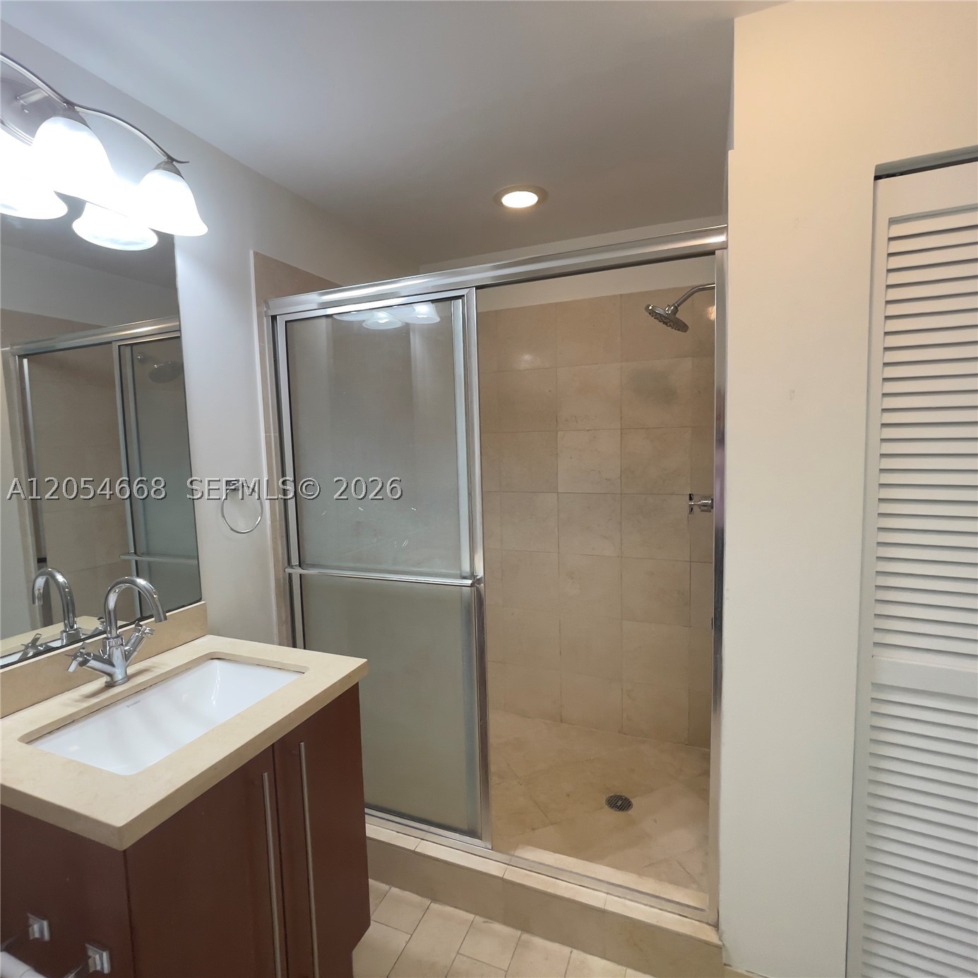 79 SW 12th St #3011-S Miami, FL 33130