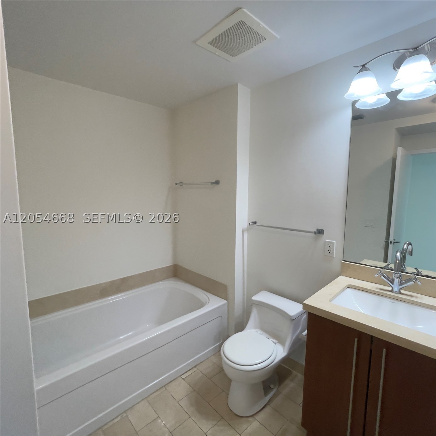 79 SW 12th St #3011-S Miami, FL 33130
