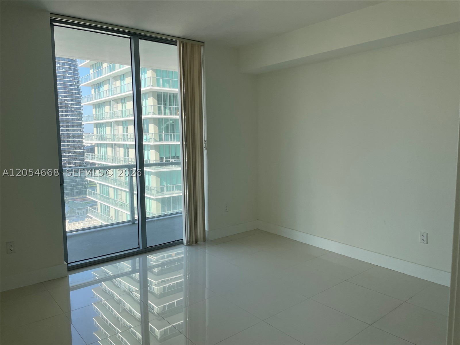 79 SW 12th St #3011-S Miami, FL 33130