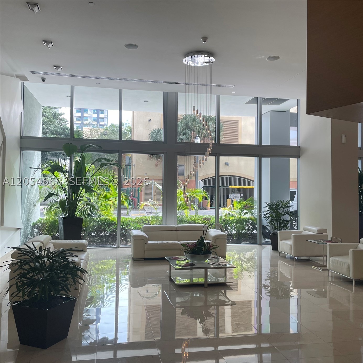 79 SW 12th St #3011-S Miami, FL 33130