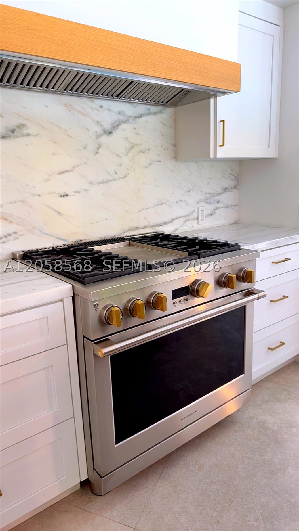 8925 SW 102nd Ter Miami, FL 33176