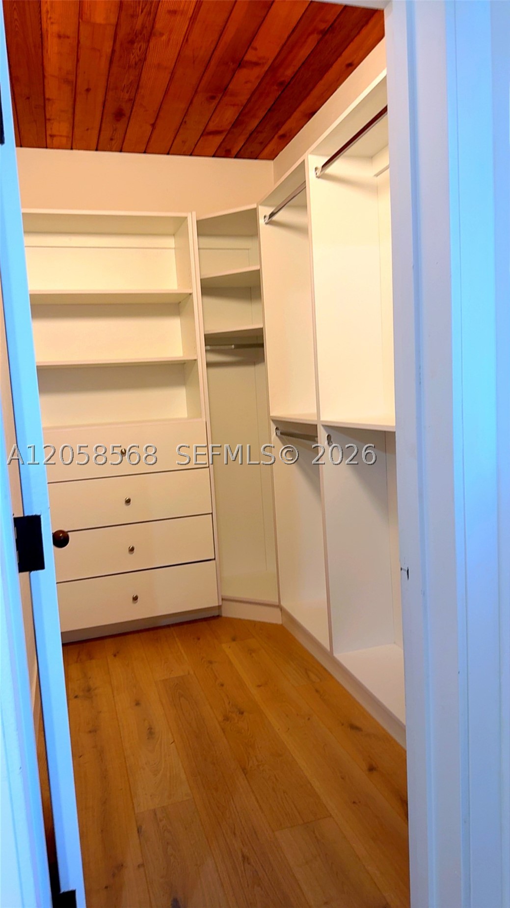 8925 SW 102nd Ter Miami, FL 33176