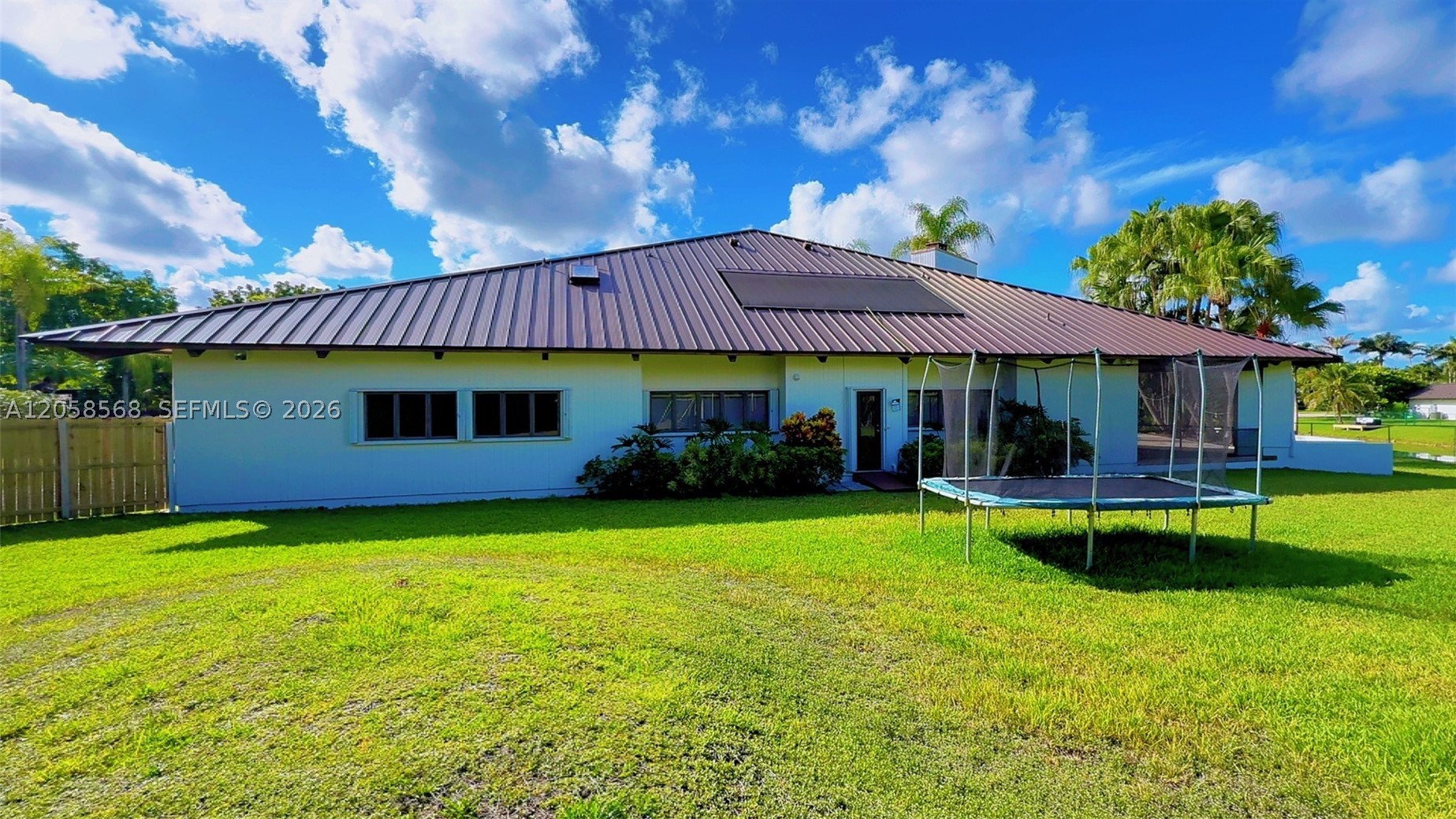 8925 SW 102nd Ter Miami, FL 33176