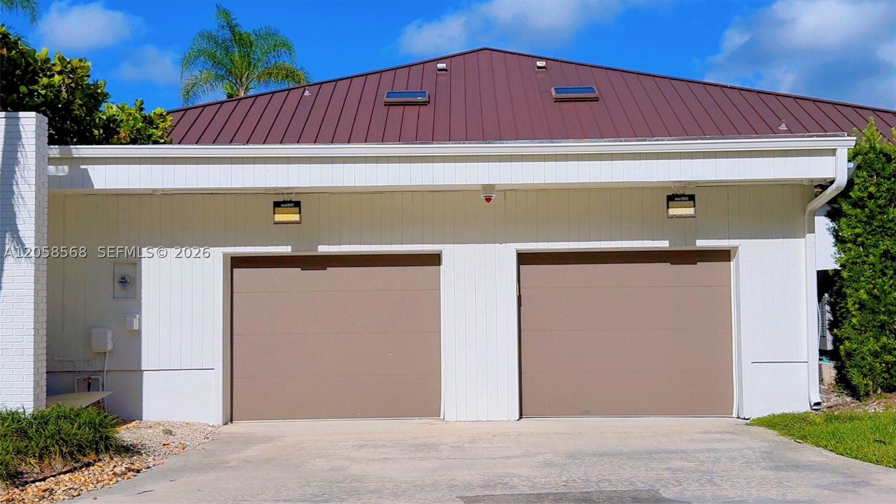 8925 SW 102nd Ter Miami, FL 33176