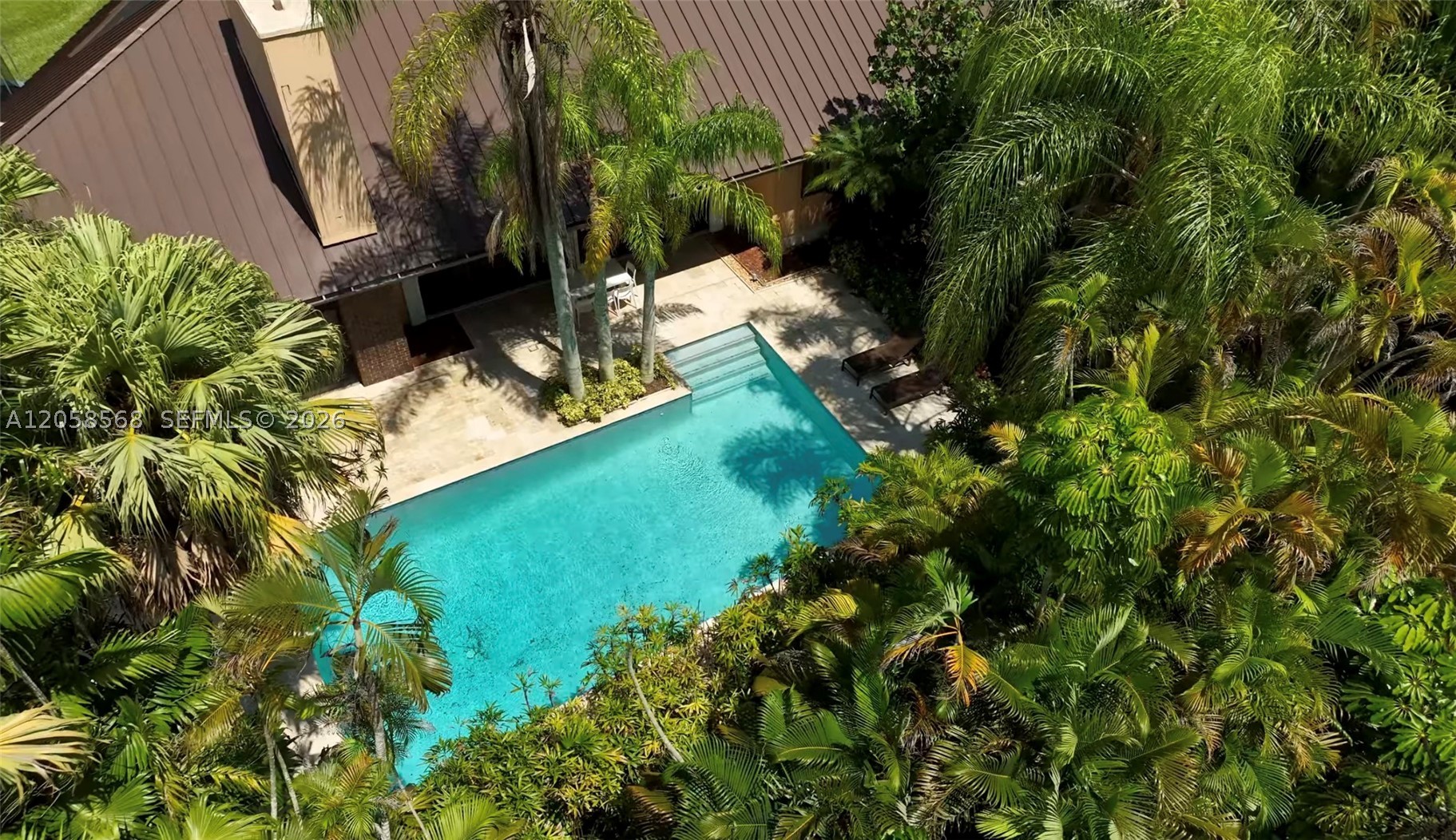 8925 SW 102nd Ter Miami, FL 33176