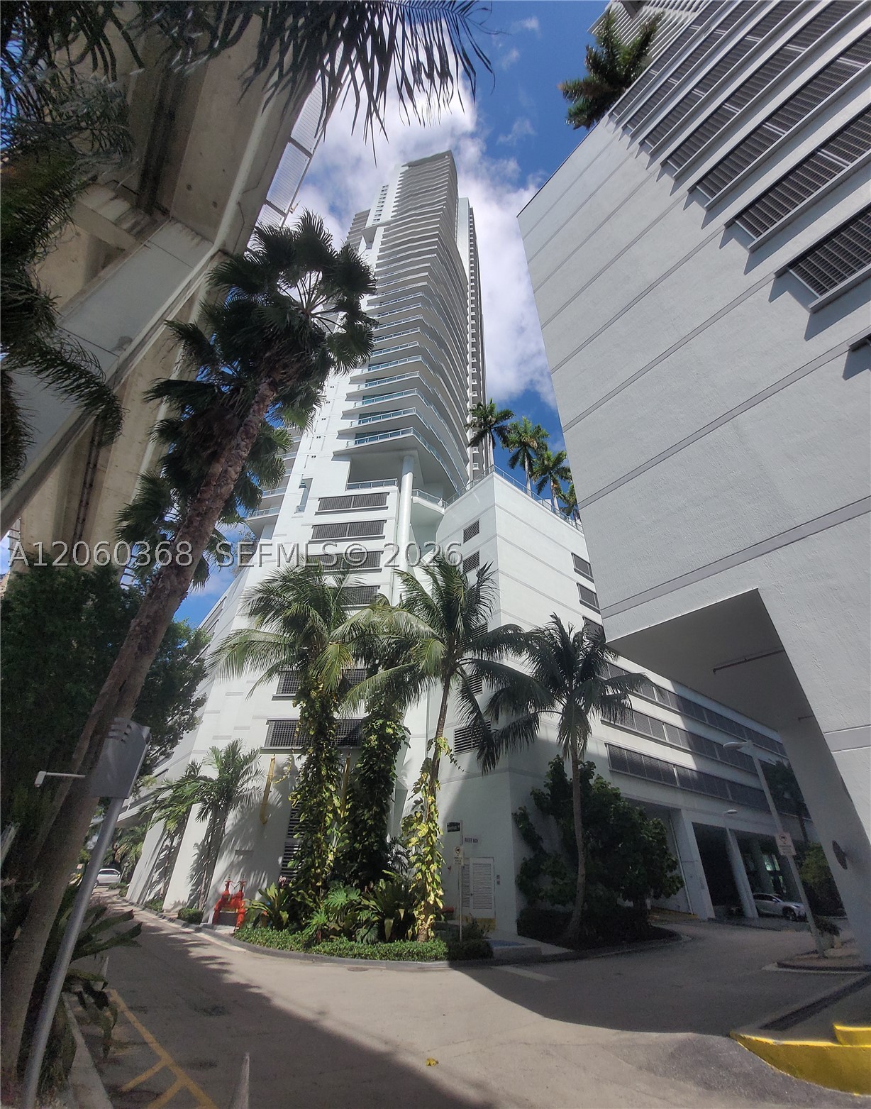 image The Ivy at Riverfront55