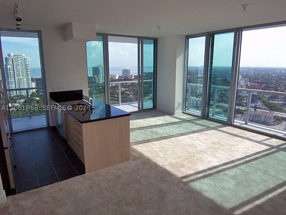 image Axis on Brickell South13