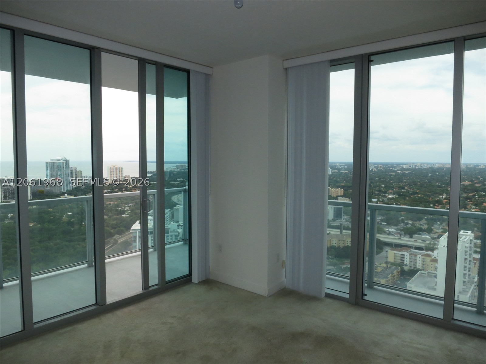 image Axis on Brickell South18