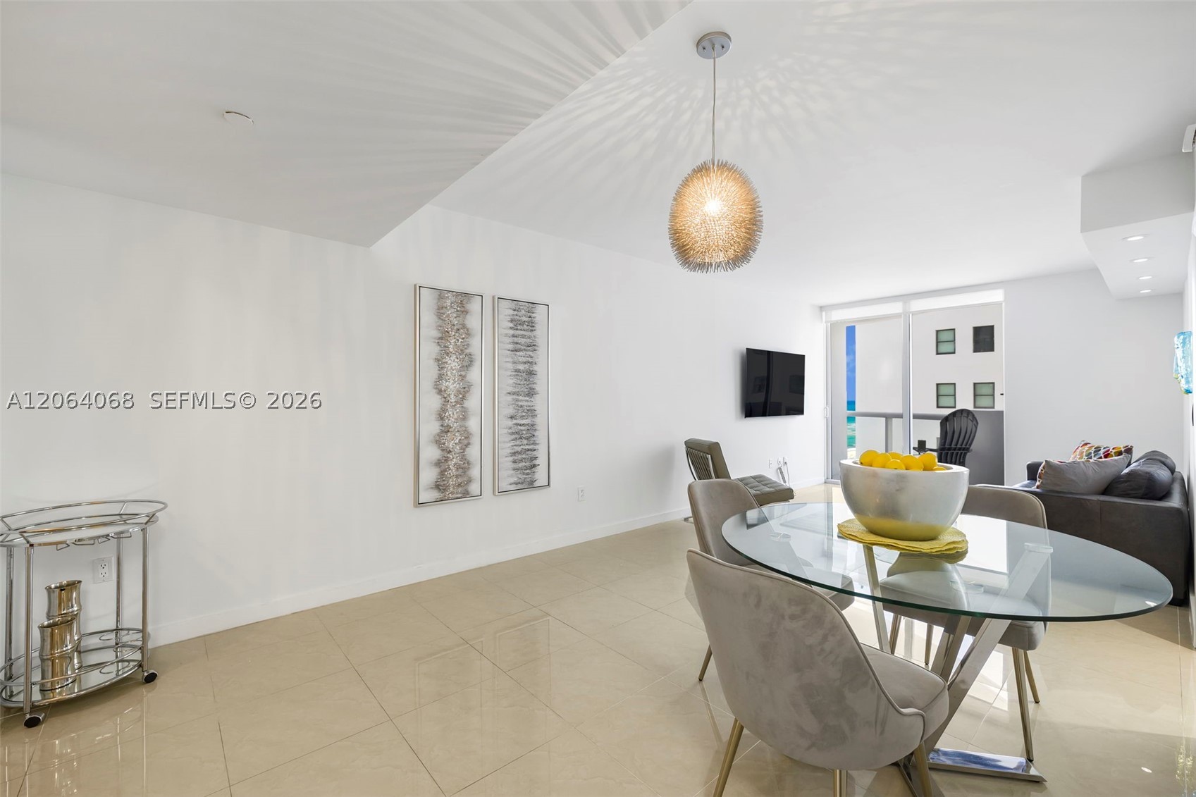 6365 Collins Ave #805 Miami Beach, FL 33141