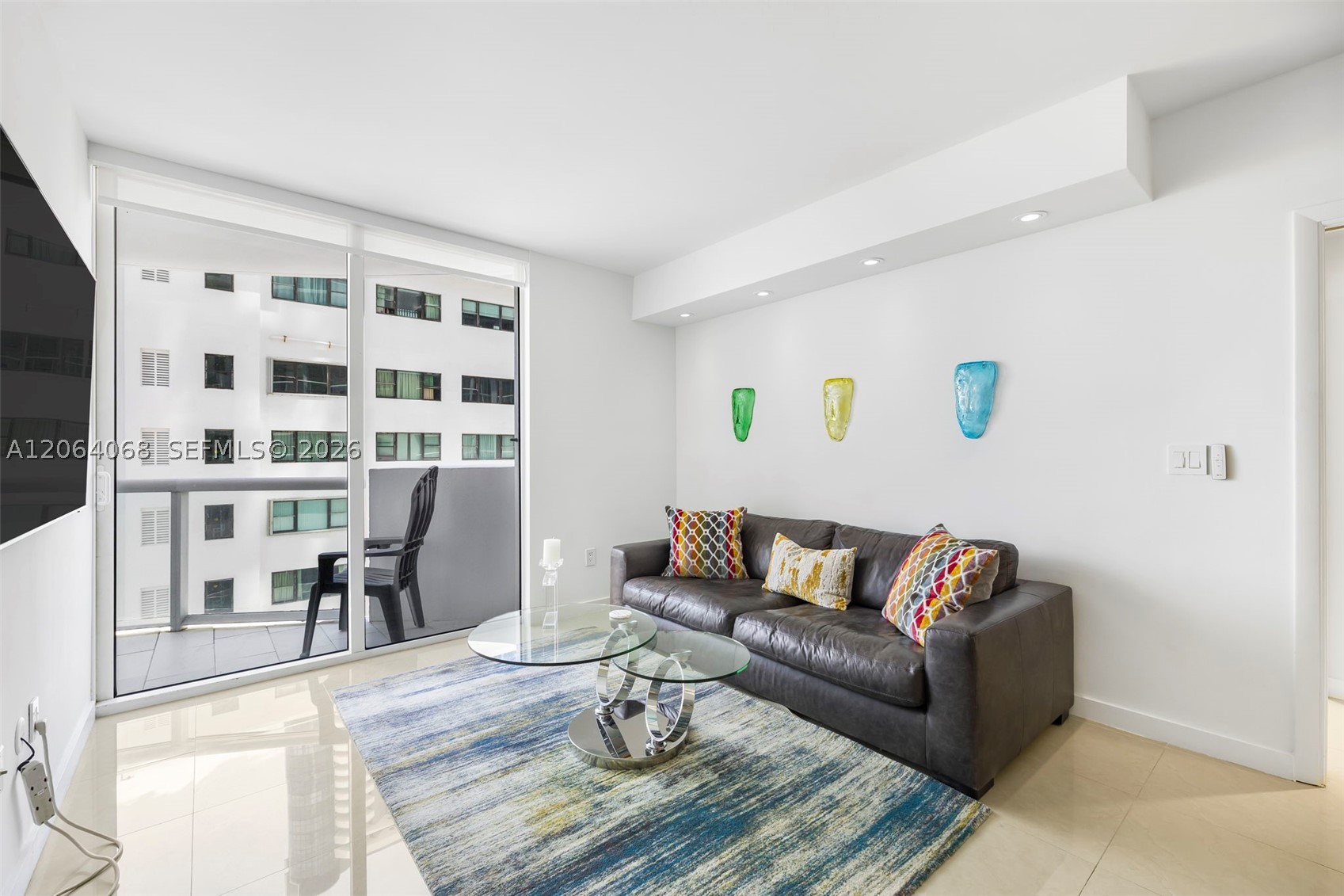 6365 Collins Ave #805 Miami Beach, FL 33141