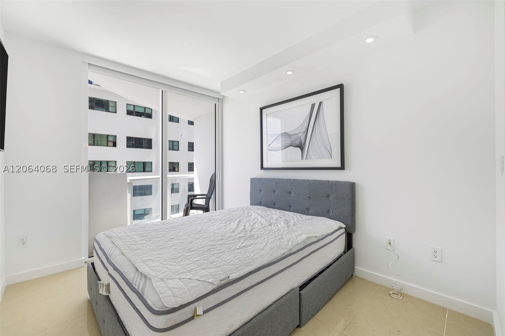 6365 Collins Ave #805 Miami Beach, FL 33141