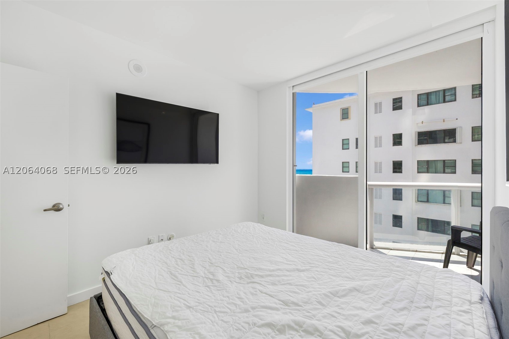 6365 Collins Ave #805 Miami Beach, FL 33141