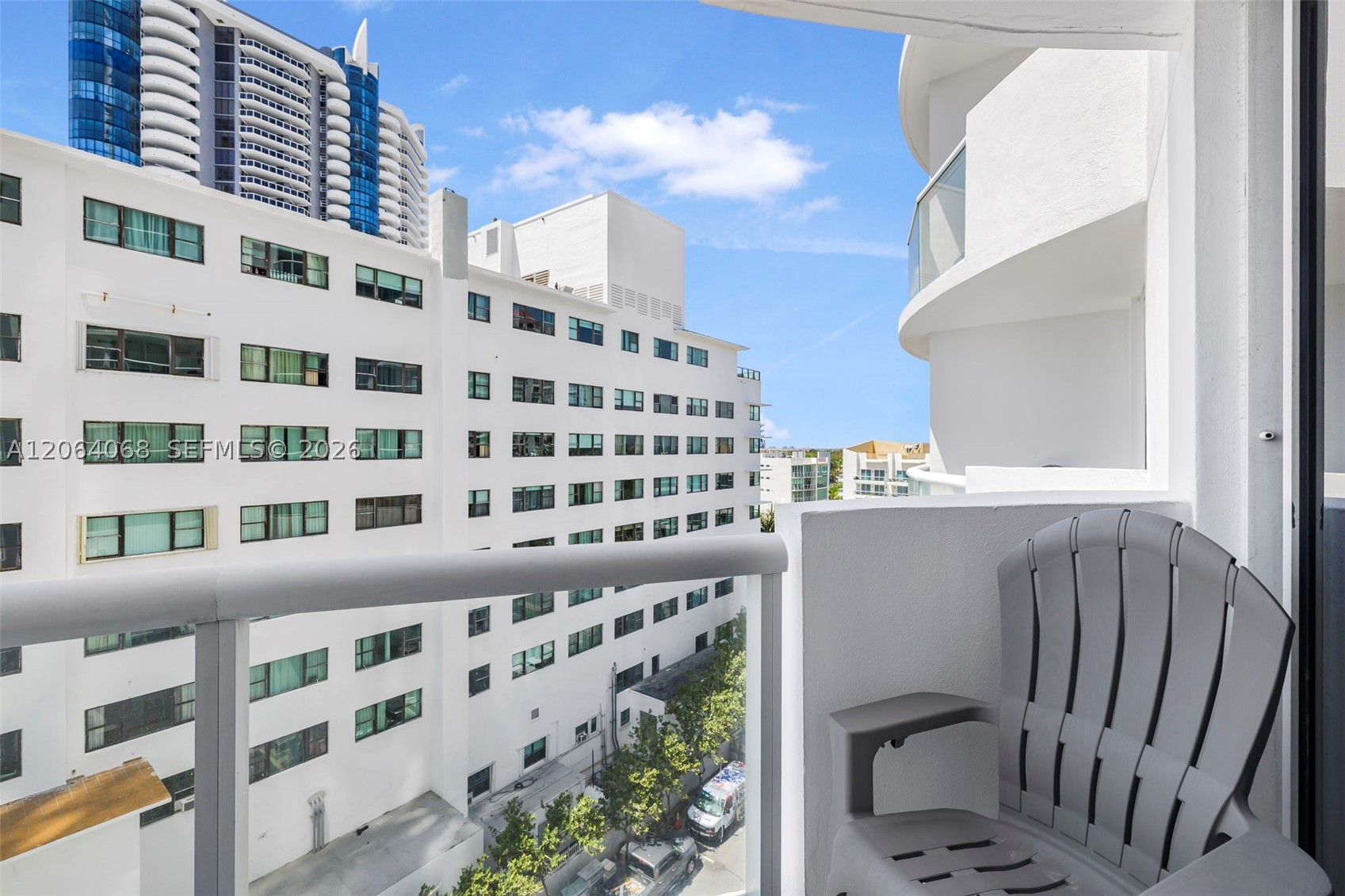6365 Collins Ave #805 Miami Beach, FL 33141