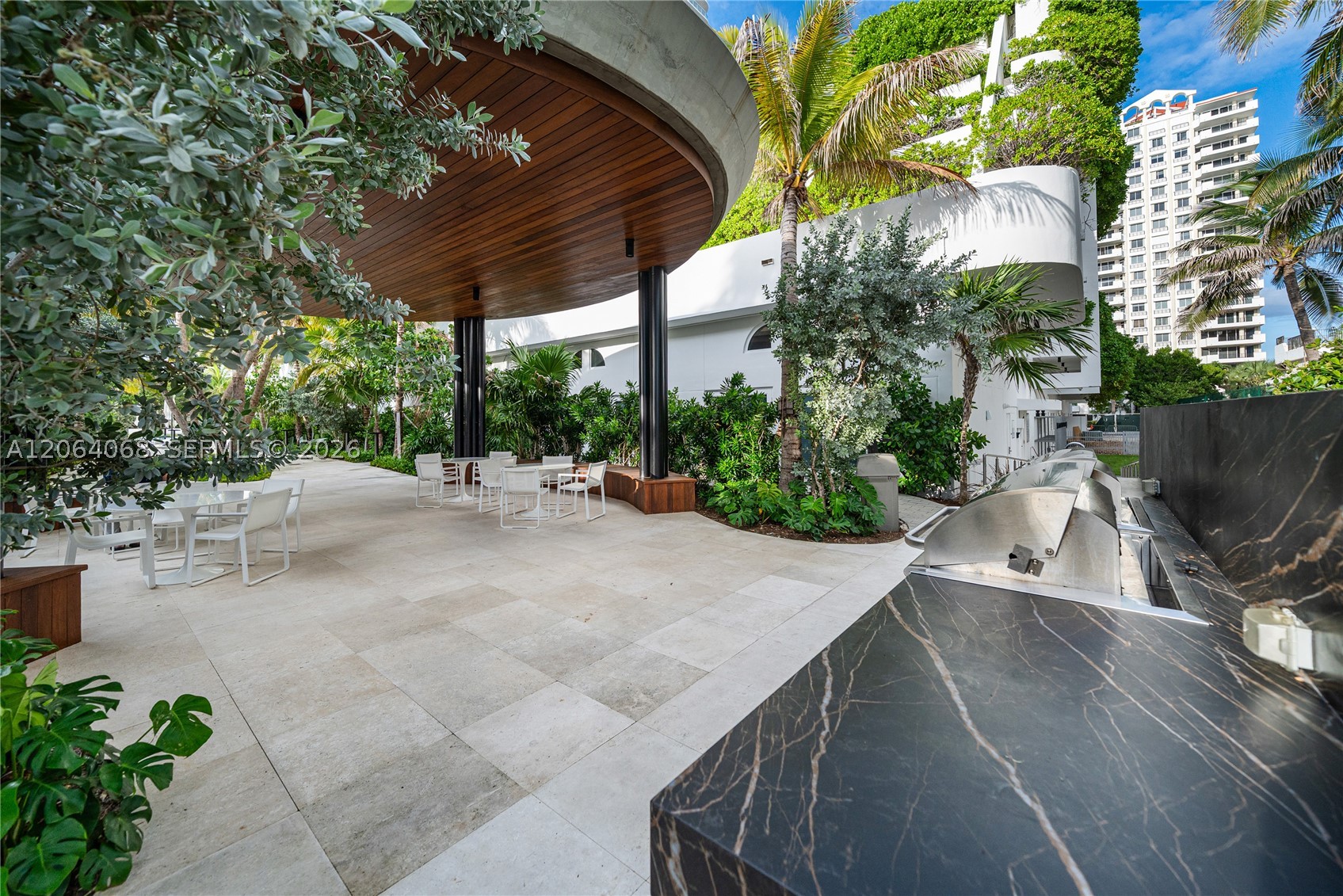 6365 Collins Ave #805 Miami Beach, FL 33141