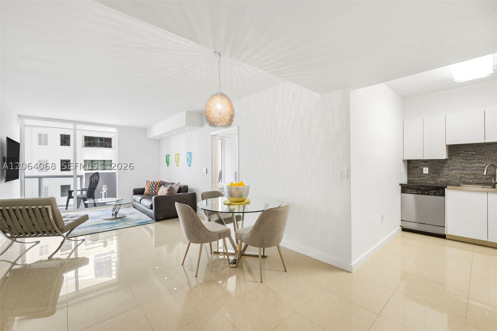 6365 Collins Ave #805 Miami Beach, FL 33141