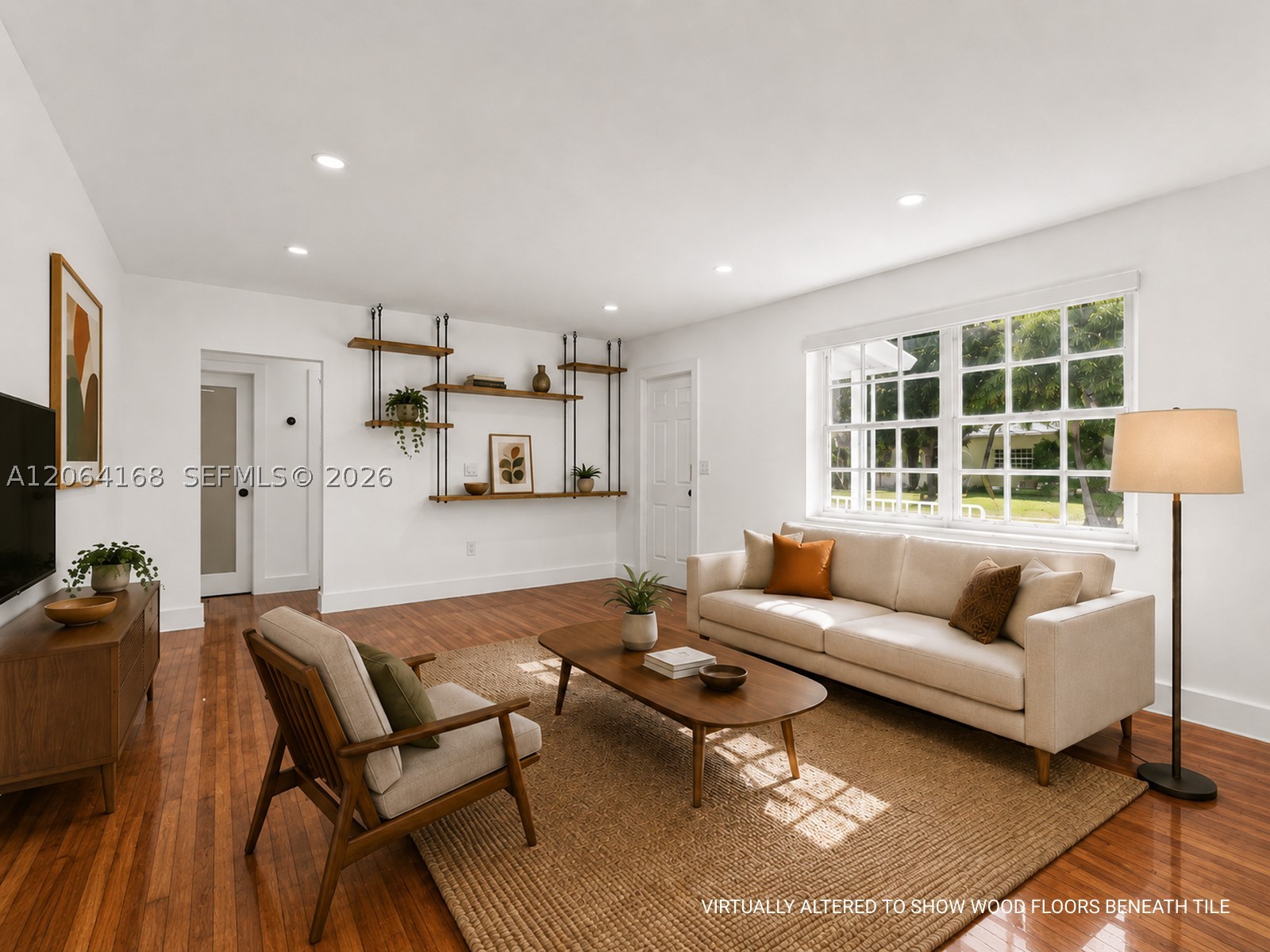 902 NW 10th Ct Miami, FL 33136