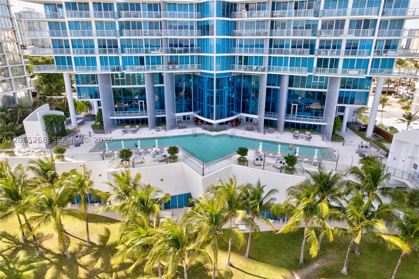 image Jade Beach25