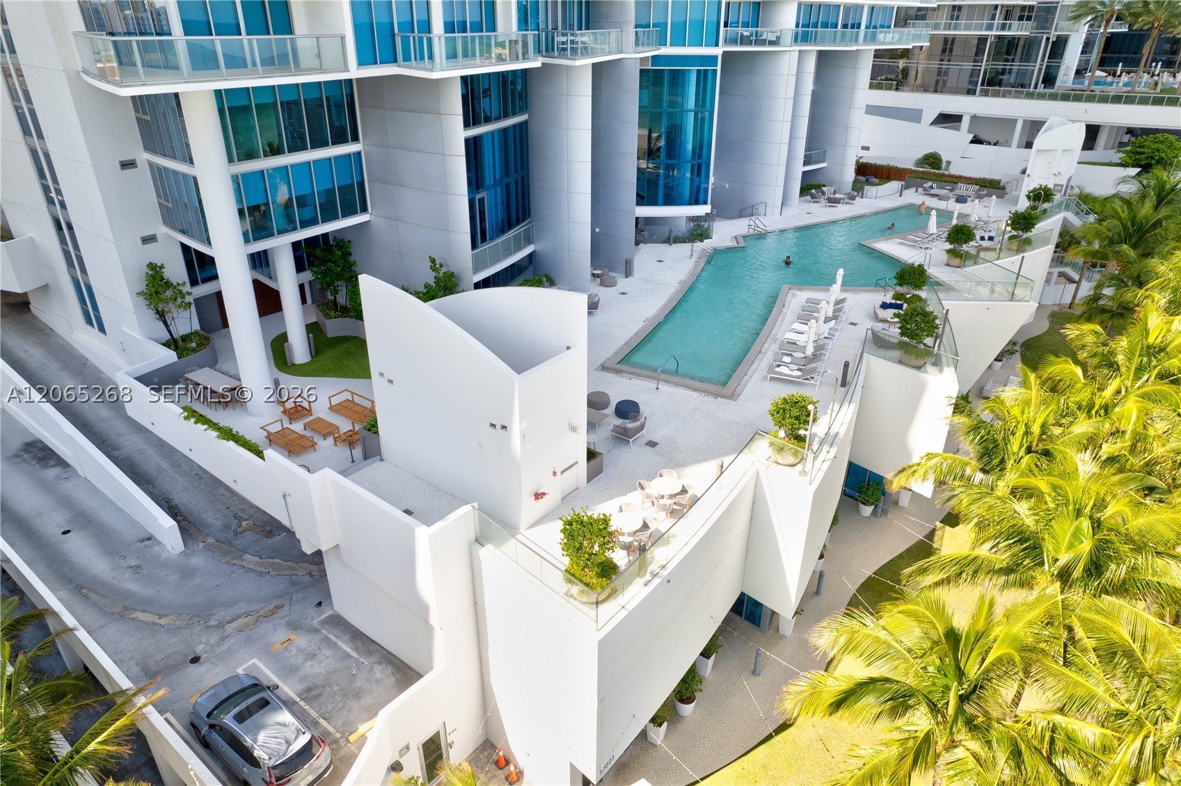 image Jade Beach26