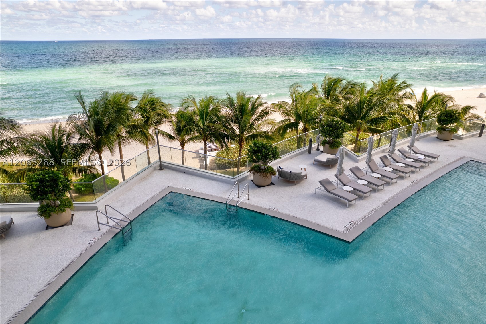 image Jade Beach27
