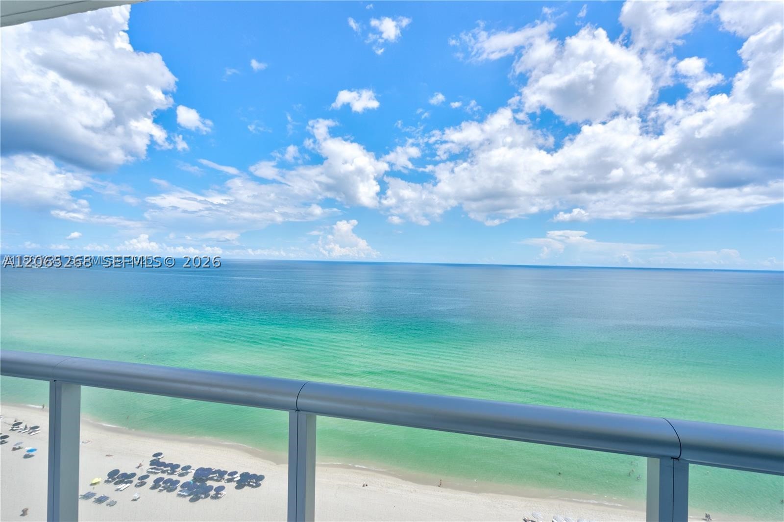 image Jade Beach5