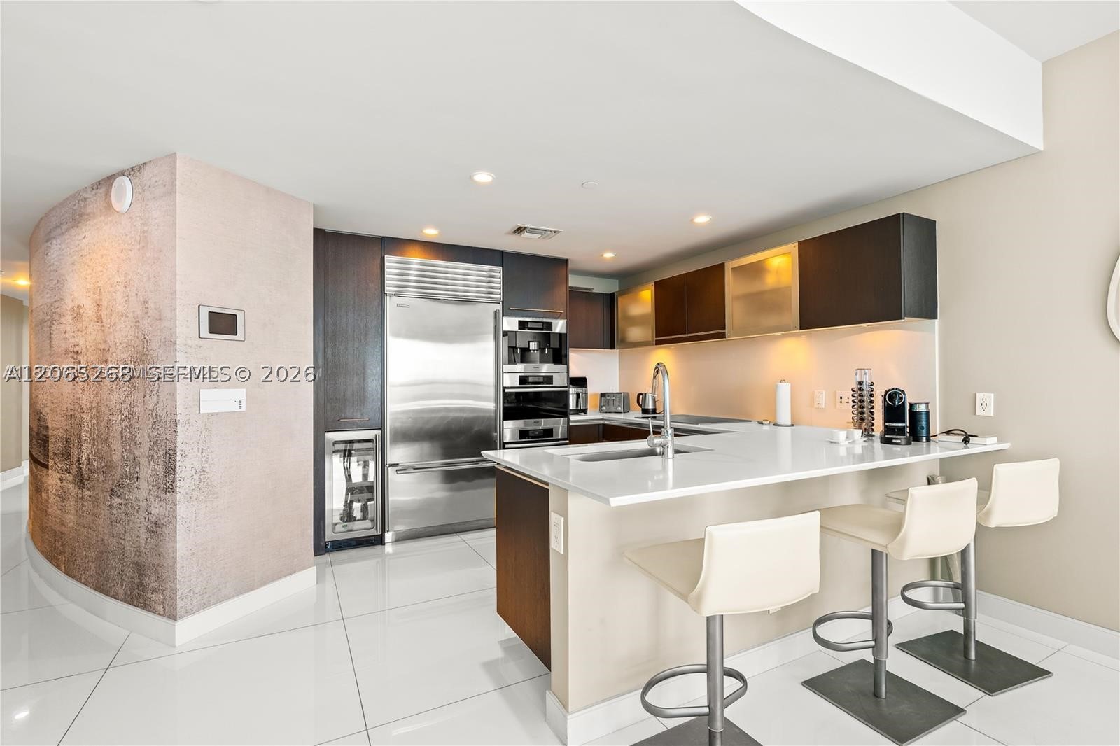 image Jade Beach8