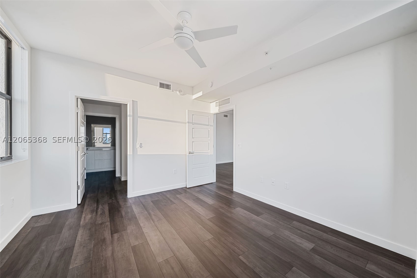 555 NE 8th St #1801 Fort Lauderdale, FL 33304