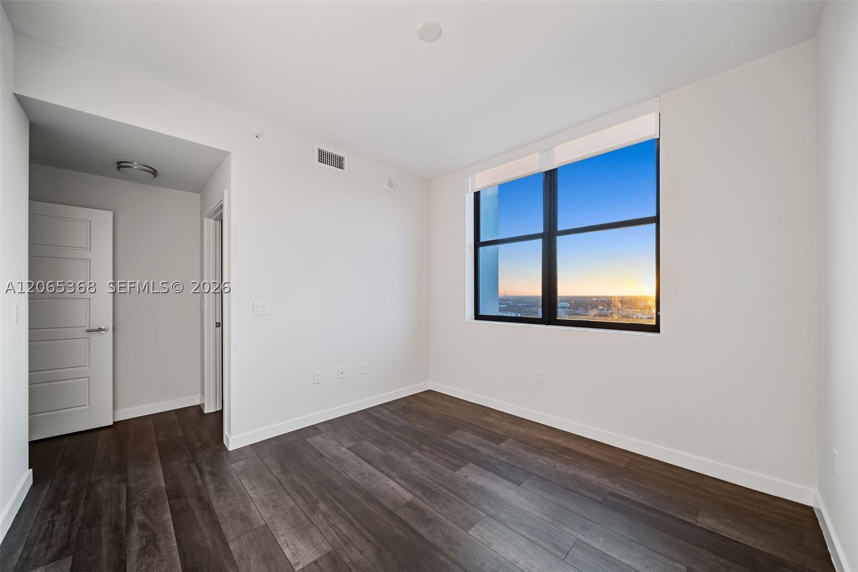 555 NE 8th St #1801 Fort Lauderdale, FL 33304