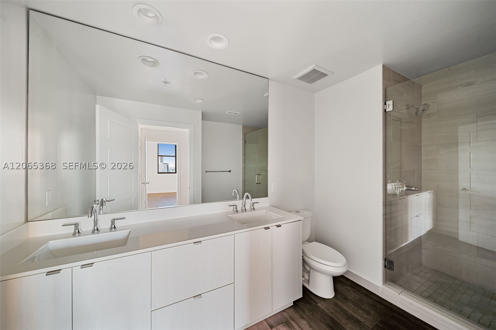 555 NE 8th St #1801 Fort Lauderdale, FL 33304