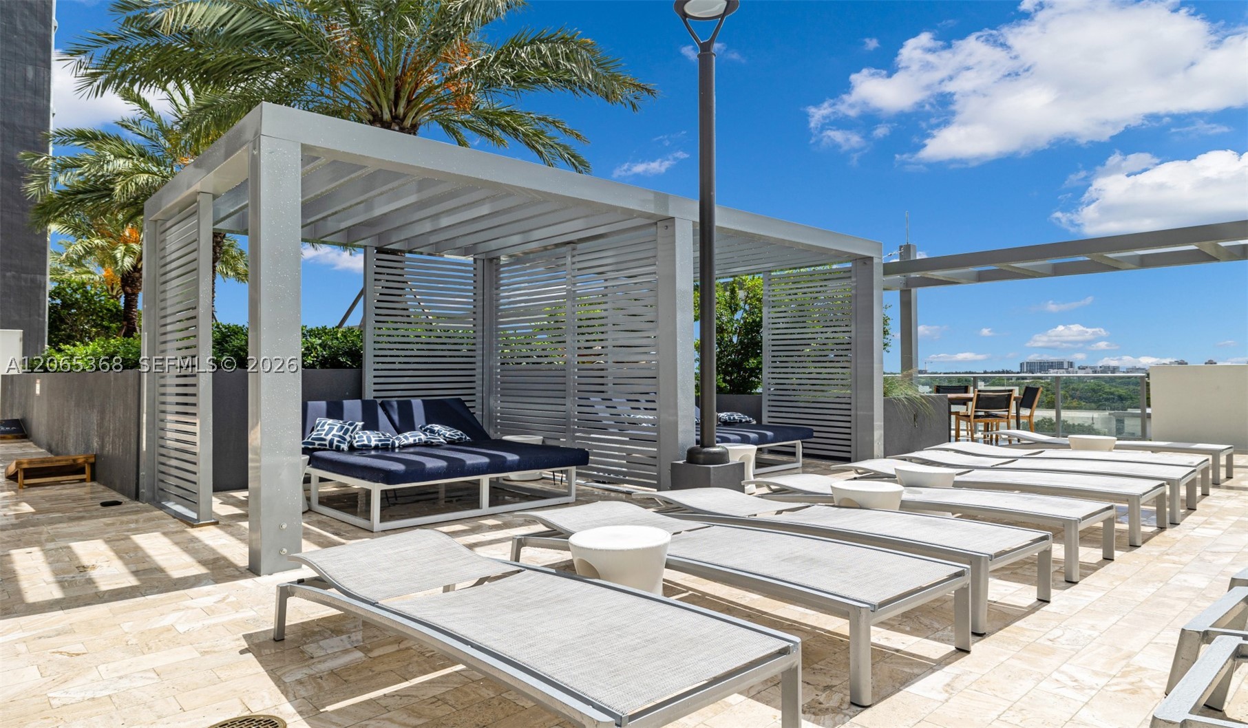 555 NE 8th St #1801 Fort Lauderdale, FL 33304
