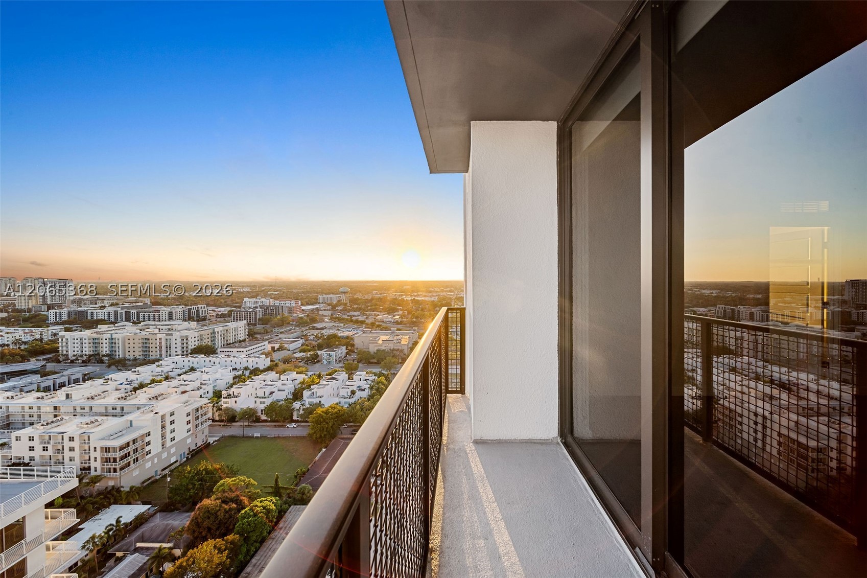555 NE 8th St #1801 Fort Lauderdale, FL 33304