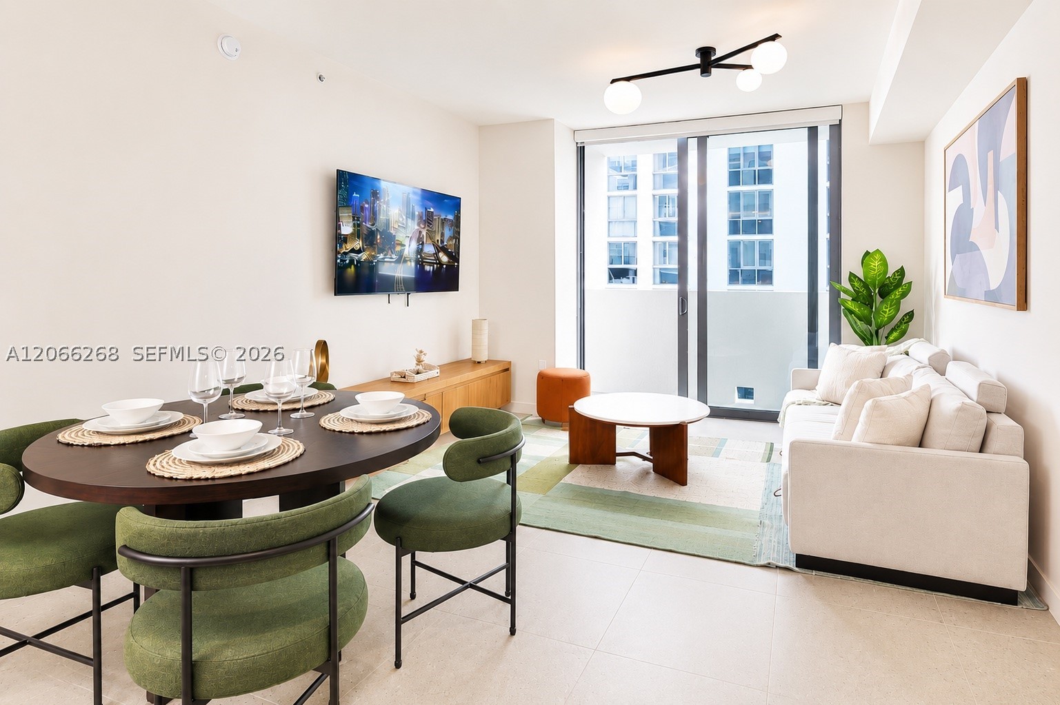 11 NE 6th St #212