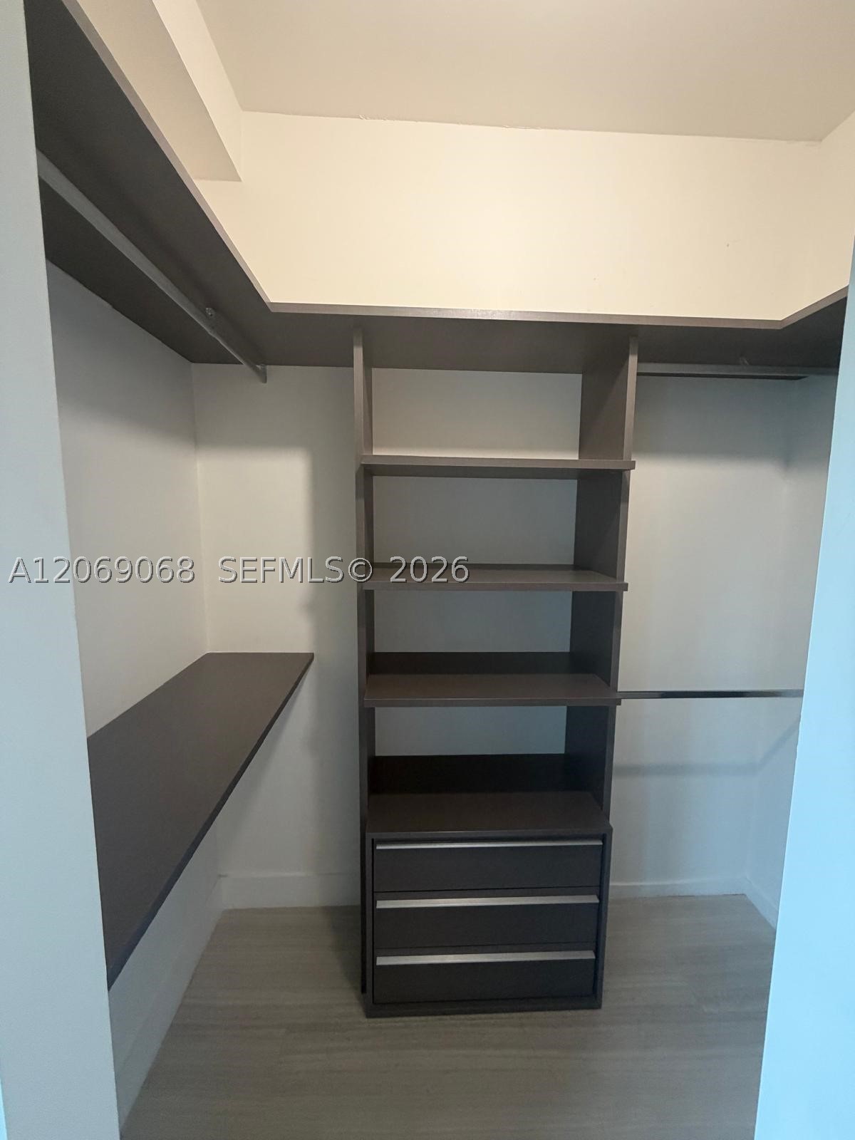 1451 Brickell Ave #2706 Miami, FL 33131