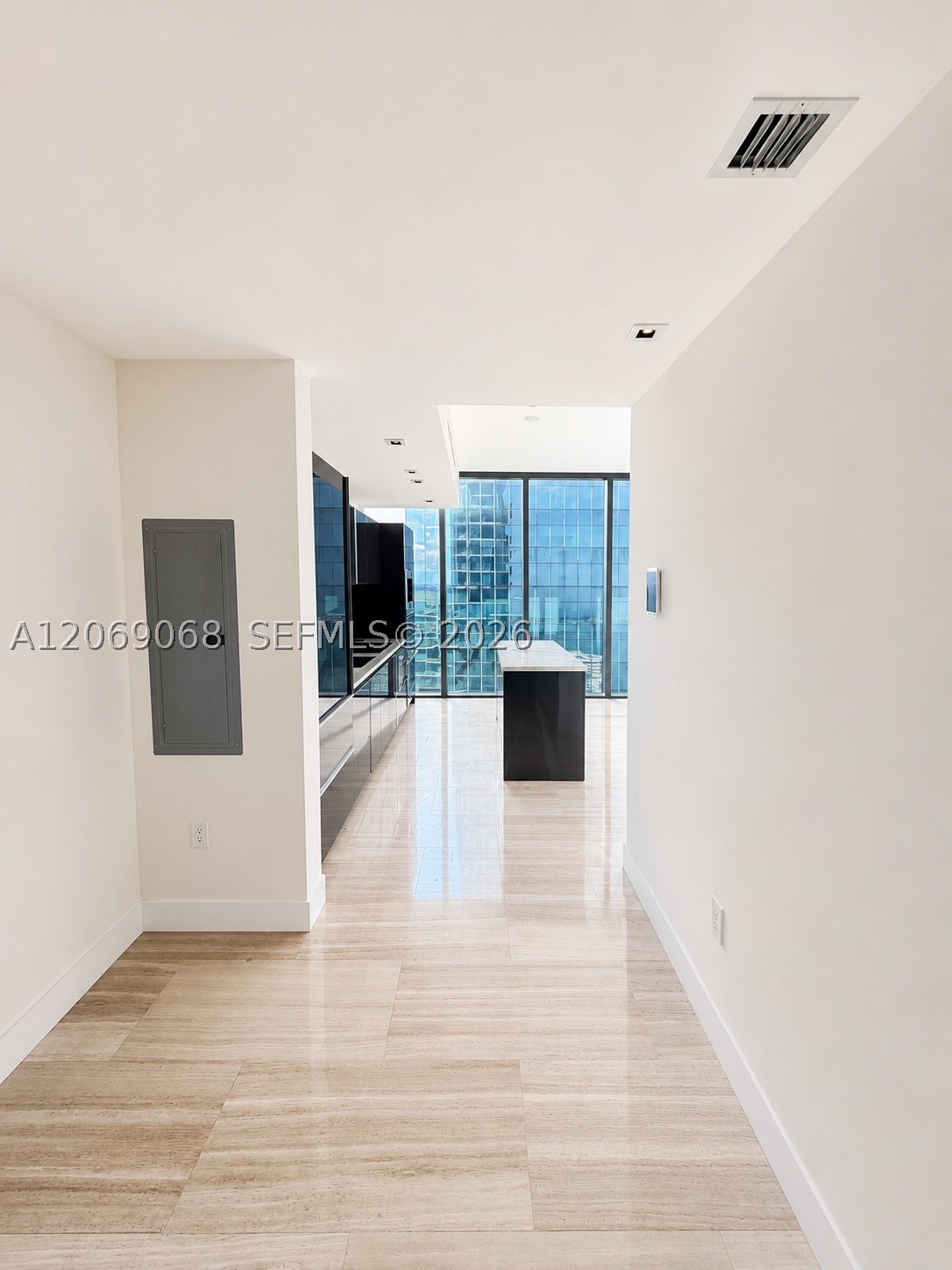 1451 Brickell Ave #2706 Miami, FL 33131